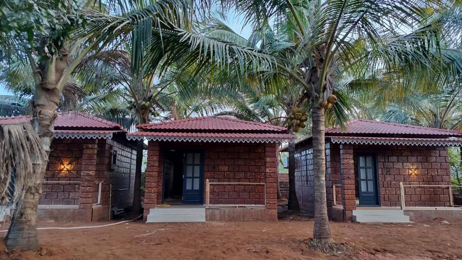 Saka Kadams Home Stay Guhāgar Exterior foto